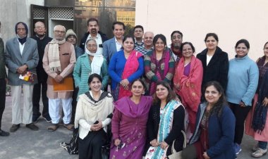 आज़ादी के अमृत महोत्सव के अन्तर्गत मासिक अदबी गोष्ठी आयोजित