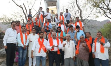 हेमू कालाणी जयंती की पूर्व संध्या पर किया दीपदान व महाआरती का आयोजन