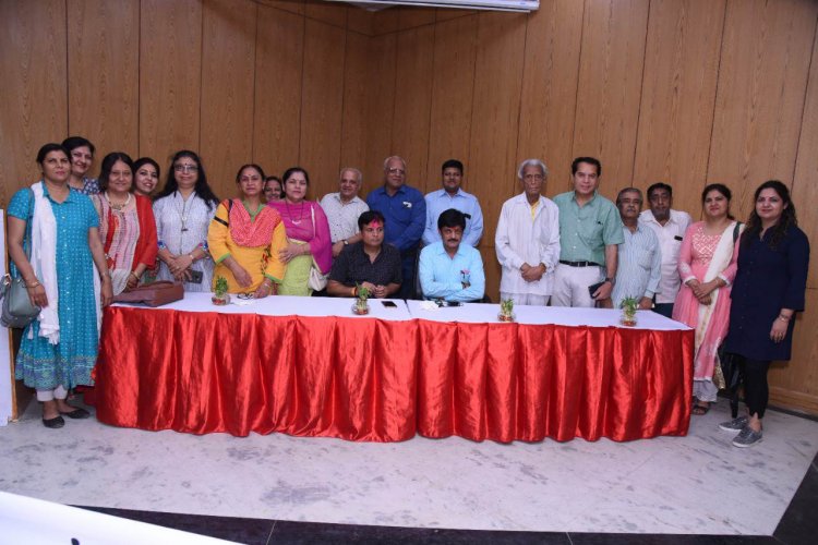 ’आज़ाद भारत में सिन्धियुनि जी जद्दोजहद’’ मासिक अदबी गोष्ठी आयोजित