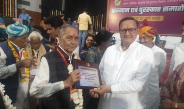 नानक हिंदुस्तानी कला   पुरोधा   सम्मान से सम्मानित